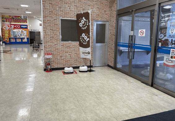店内西側出入り口 販促プロモーションに最適なスーパー店内催事イベントスペース