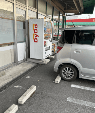 軒下自販機横 販促プロモーションに最適な屋外催事イベントスペース