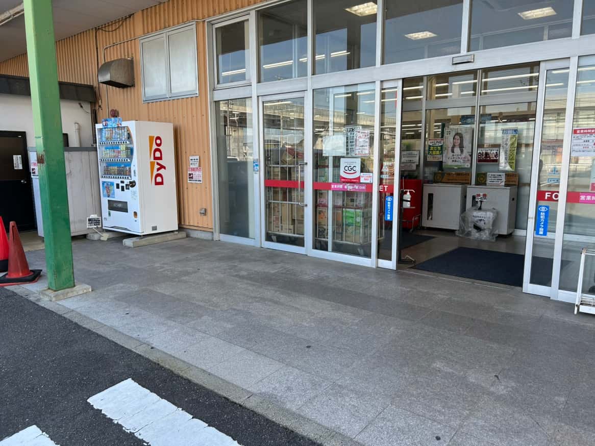 クリーニング側出入口 販促プロモーションに最適な屋外催事イベントスペース